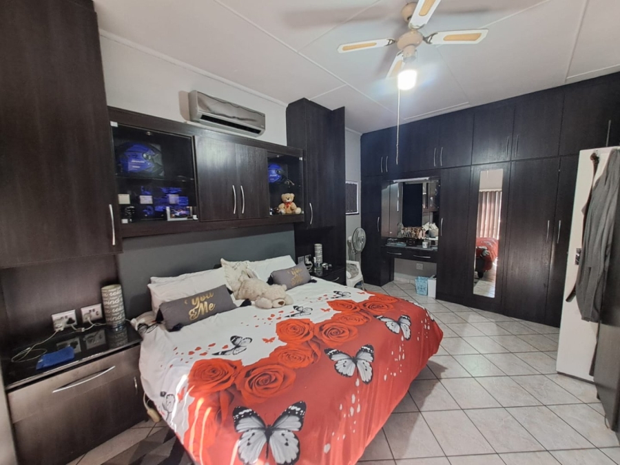 4 Bedroom Property for Sale in Sasolburg Ext 4 Free State